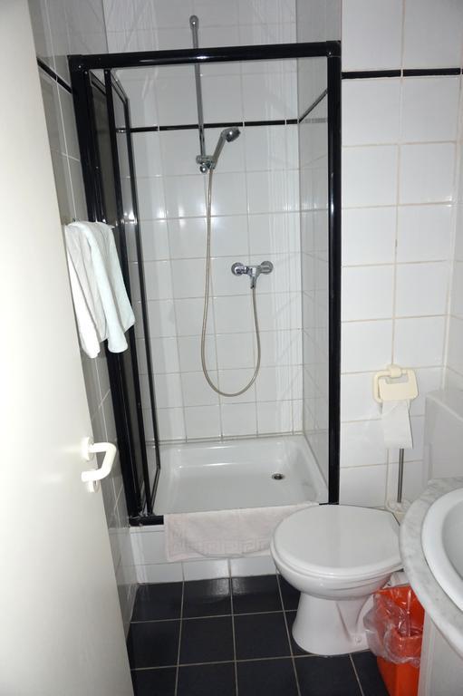 Artus Hotel Düsseldorf Exteriör bild